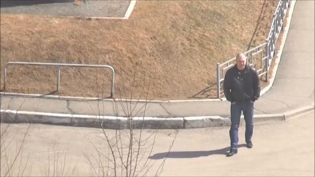 Коллектор приехал. Материал прислан посторонним человеком. Придурок прямиком из прошлого. смотреть онлайн