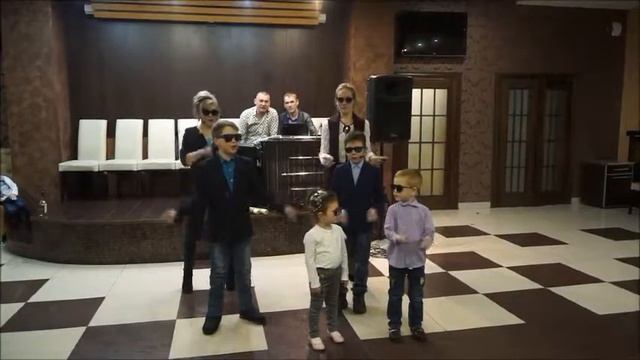 Подарок бабушке на юбилей от внуков смотреть онлайн