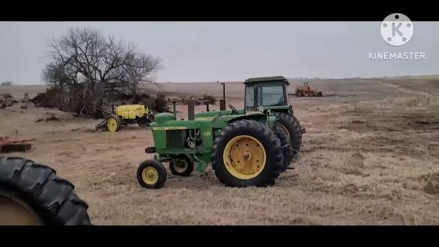 Time Capsule Abandoned Kansas Farmstead & Mechanic Shop! Plus 1930s, 1940s, 1950s Car Graveyard!