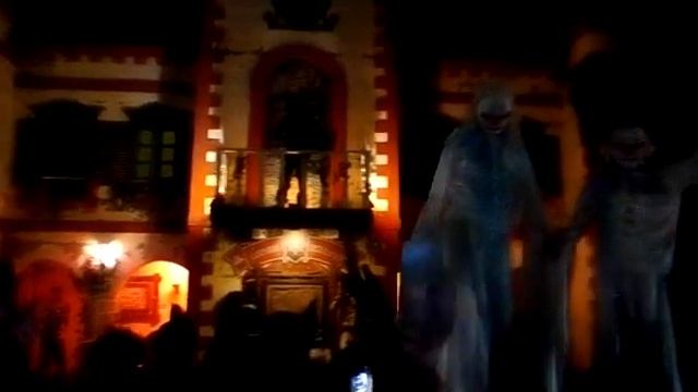 Ужасы в парке Горького. Осень 2017 смотреть онлайн