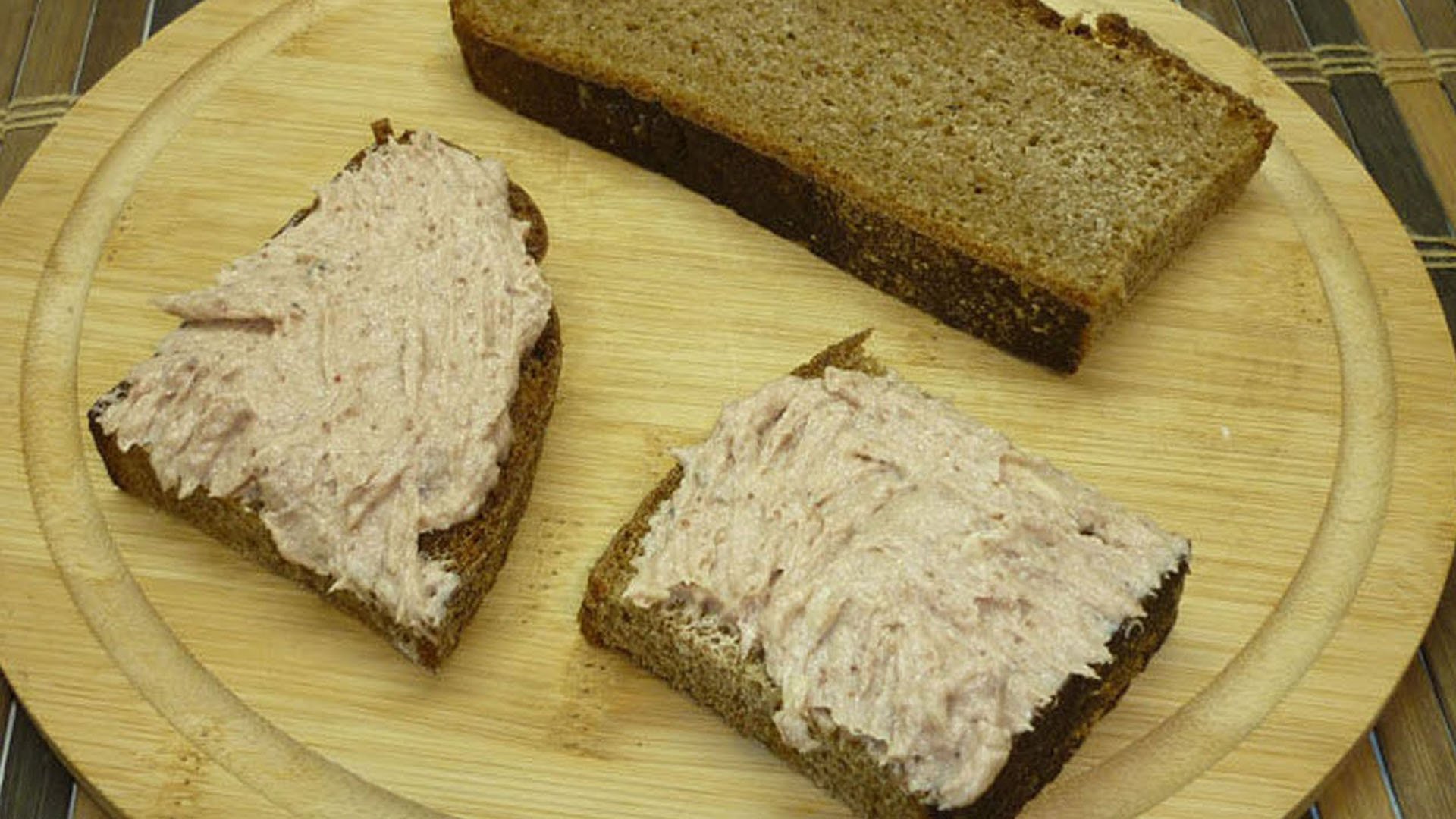 Селедочное масло, отменная намазка на хлеб смотреть онлайн