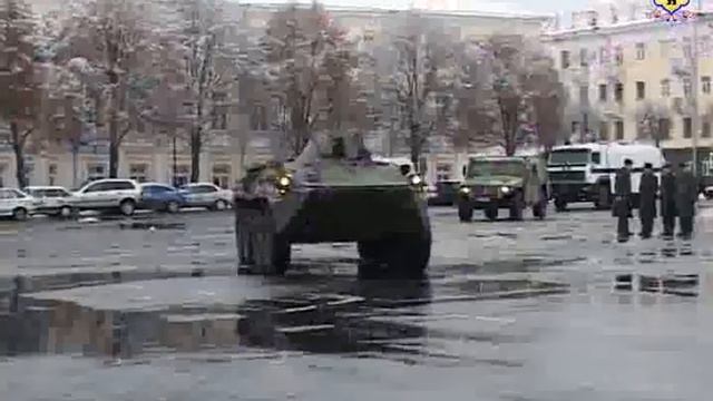 Сотрудники УМВД готовятся к параду смотреть онлайн