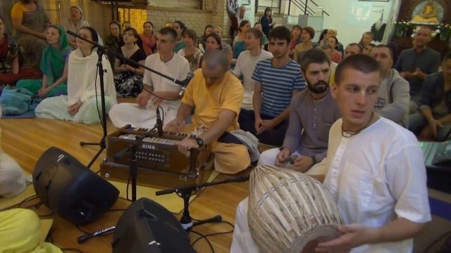 Kirtana Mela 2016 Moscow - Тхакур Харидас прабху - Киртан 1 - 13.08.2016 смотреть онлайн