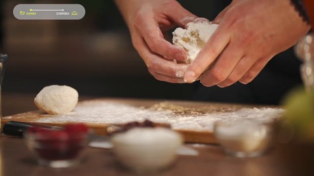 Идеальные домашние сырники из творога с вареньем и сметаной. Рецепт от шеф-повара Родиона Садовског смотреть онлайн