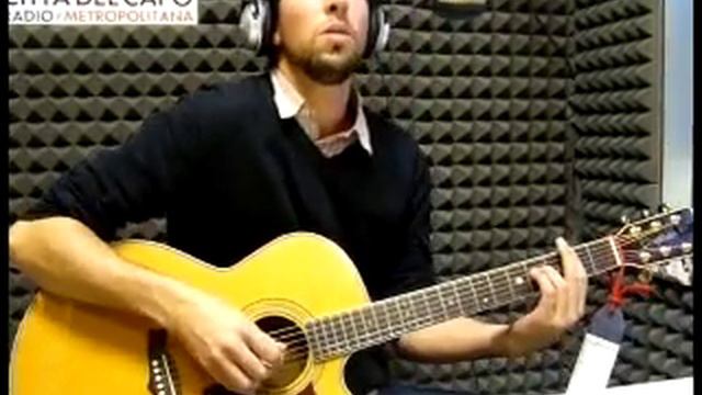 Brown and the Leaves - Erasmus (live at Maps) смотреть онлайн
