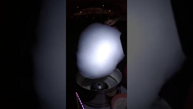 ?САМАЯ БОЛЬШАЯ СЛАДКАЯ ВАТА В СТРАНЕ? смотреть онлайн