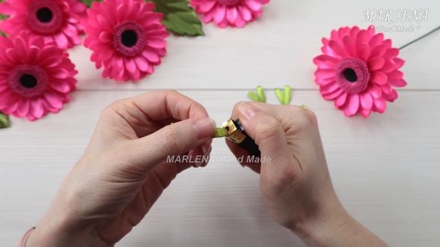 ГЕРБЕРА ЦВЕТЫ из лент. ПОДАРОК своими руками смотреть онлайн