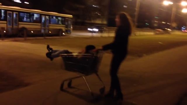 Покатушки на тележке в Колпино - весело и бесплатно! смотреть онлайн