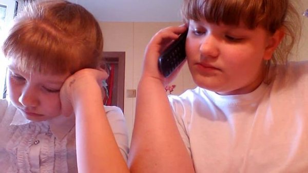 | ПРАВДА ИЛИ ДЕЙСТВИЕ |какие цветом у тя трусики?|