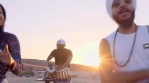 indiyskiy-klip-bomba-2020_(videomega.ru).mp4