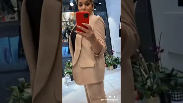 Женский бежевый брючный костюм большого размера смотреть онлайн