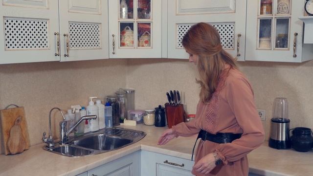 Нежно-голубая кухня и частая ошибка с посудомойкой смотреть онлайн