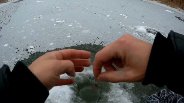 Первый лёд 2019-2020 на реке Сок. Гвоздекубик рулит. смотреть онлайн