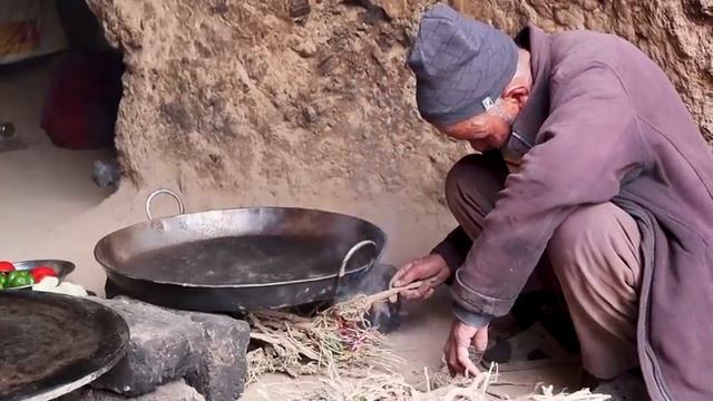 Enduring Love❤️Enduring Cave | Living The Village Lifestyle In Afghanistan