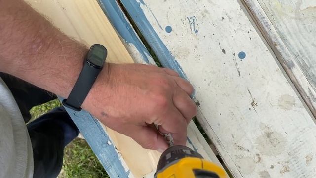ГРЯДКА ДЛЯ ОГУРЦОВ ИЗ ПЛАСТИКОВОЙ СЕТКИ | ДАЧА И ОГОРОД | DIY смотреть онлайн