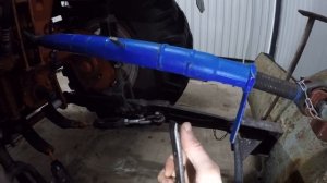 как снять гидробак трактора т 25 если он не снимается?/how to remove the hydraulic tank traktor T25