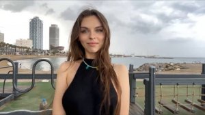 СОЧНАЯ МИЛФА?