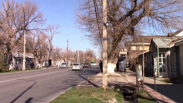 Шымкент. По ул. Ташенова (бывш. ул. Титова) смотреть онлайн