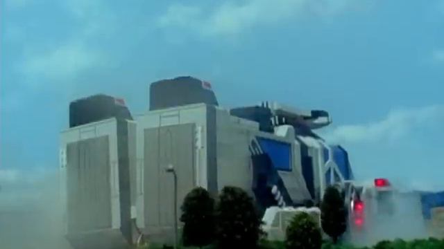 Delta Command Megazord First Fight | Power Rangers Official смотреть онлайн