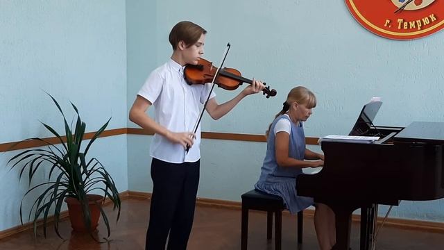 Ж.Массне "Размышление" исполняет Никуличев Ярослав смотреть онлайн