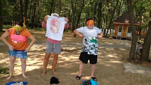 БАЗА ОТДЫХА "РОДЖЕР"ЭНГЕЛЬС.КОНКУРС КТО БЫСТРЕЕ ОДЕНЕТСЯ. смотреть онлайн