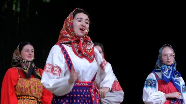 "Военные страдания", (ансамбль "Веснянка") смотреть онлайн