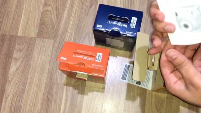 Fujifilm Instax Mini 11 - Unboxing смотреть онлайн