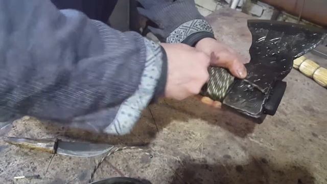 обмотка паракордом топорища. смотреть онлайн