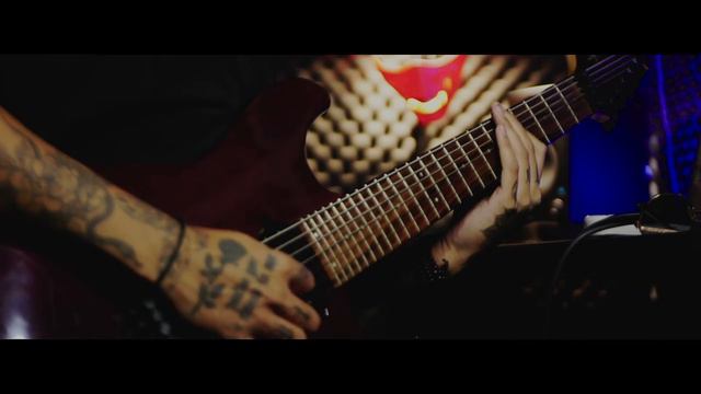 Falling in Reverse - Zombified ( Guitar Cover + Tabs ) | 7 strings playthrough. смотреть онлайн