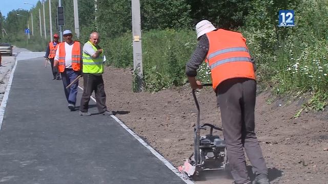 Автобусная остановка на Северном шоссе в Череповце облегчит жизнь сотрудникам Индустриального парка смотреть онлайн