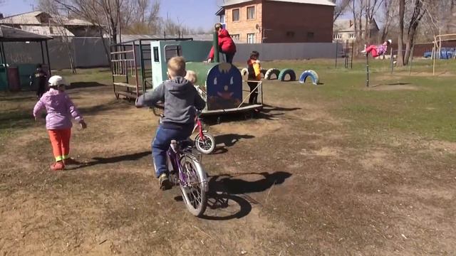 Выпускной. Детский сад Ягодка смотреть онлайн