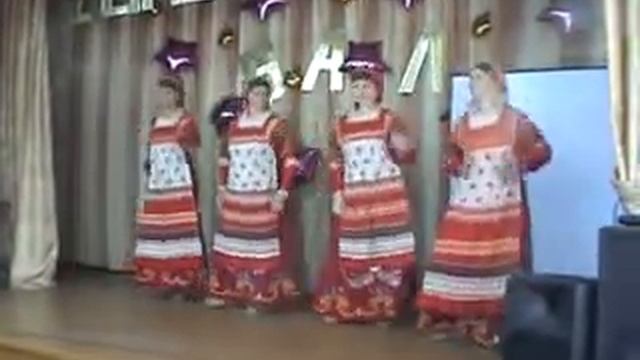 Бурановские бабки на выпускном в школе . Танец мам выпускников. смотреть онлайн