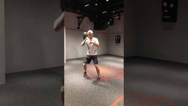 Самодельный тренажёр для реакции смотреть онлайн