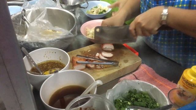 СУПЫ НА ВЫНОС В КАФЕ ПХУКЕТА