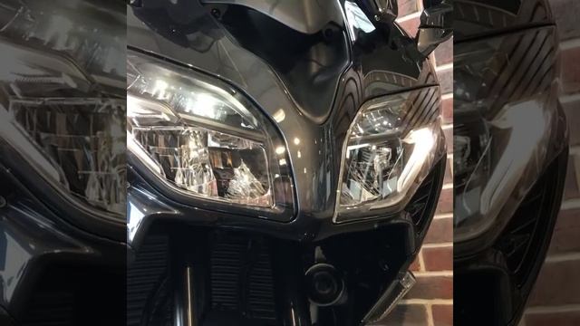 Виражные огни мотоцикла смотреть онлайн