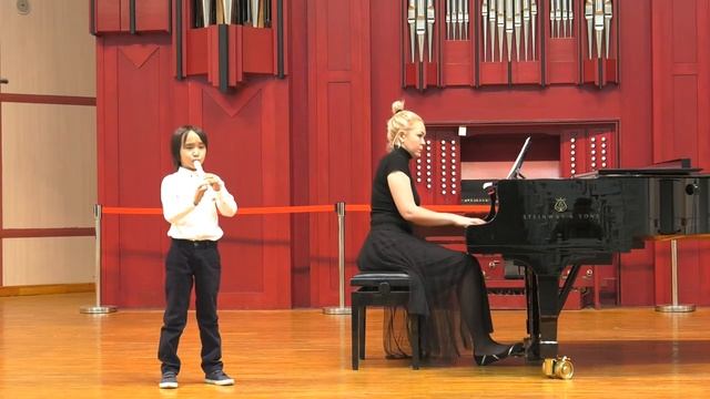 Каршыга Айсултан, 9 лет, блокфлейта 1.Романс-Шарль Данкля 2.Жаяу Муса смотреть онлайн