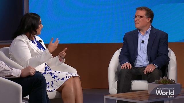 Simplify Multicloud Storage and Kubernetes Management with a Centralized Intuitive User Experience смотреть онлайн