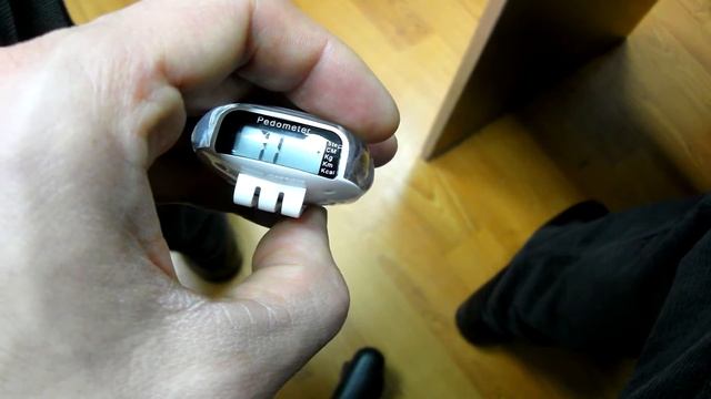 Видеообзор шагомер педометр Digital Pedometer смотреть онлайн