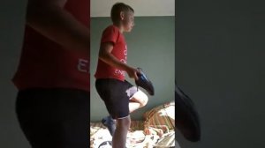 ВОТ КАК НАДО УБИВАТЬ ОСУ!!!!!!!