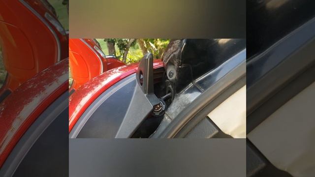 NISSAN TIIDA / How to replace Brake light bulbs смотреть онлайн