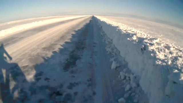 Riding the Hailuoto ice road with a Brompton bicycle смотреть онлайн