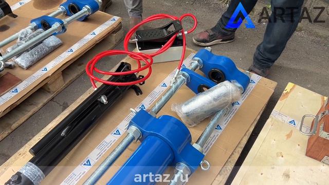 Обзор выпрессовщиков пальцев траковых цепей гидравлические для спецтехники смотреть онлайн