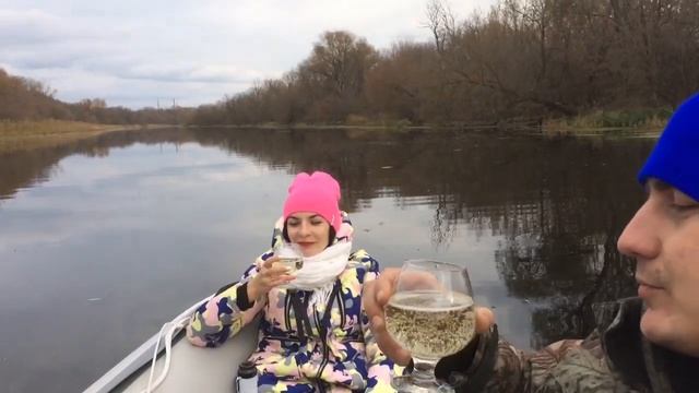 Прогулка по р.Черная Калитва. г.Россошь смотреть онлайн