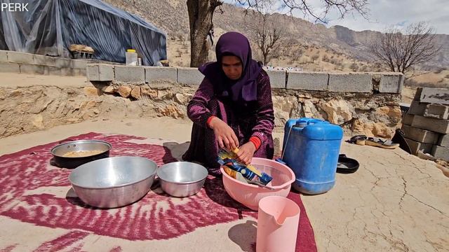 Serve Delicious Spaghetti In Pleasant Spring Weather
