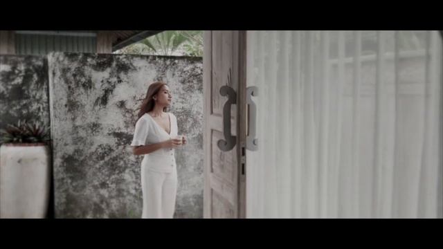 Video sample - Eterna Bleach Bypass Film Simulation Fujifilm X-T4 смотреть онлайн