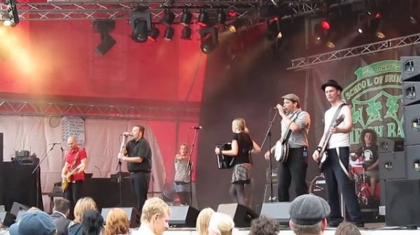 Mr. Irish Bastard - You spin me round