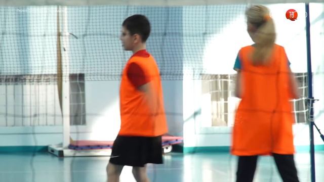 28.11.2017 Сахалинские школьники приняли участие в соревнованиях по японскому мини-волейболу смотреть онлайн