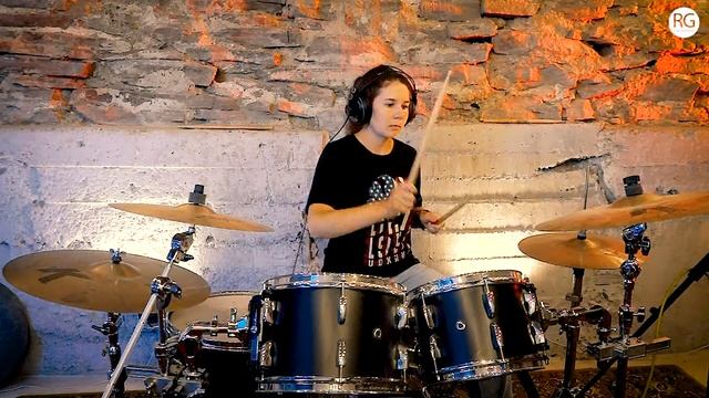 Топовая школа барабанов в Красноярске - Мария Семёнова - Linkin Park - What I've Done смотреть онлайн