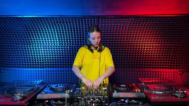 Garage/Breakbeat Odessa 11.06 смотреть онлайн