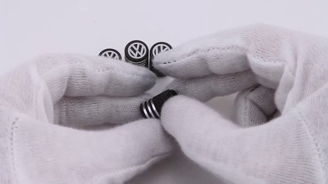 Черные колпачки на ниппели Volkswagen 4 шт. смотреть онлайн